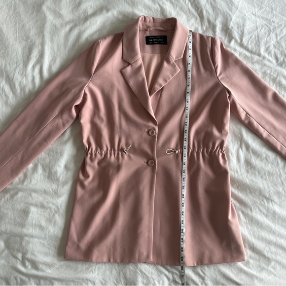 The Fifth Label Oversized Cinched Pink Blazer - Picture 7 of 9